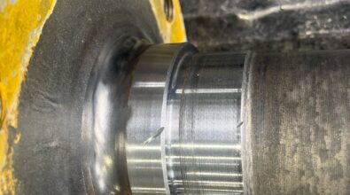 フランジ付きアクスルシャフト　軸受部　WC (タングステンカーバイド)溶射再生